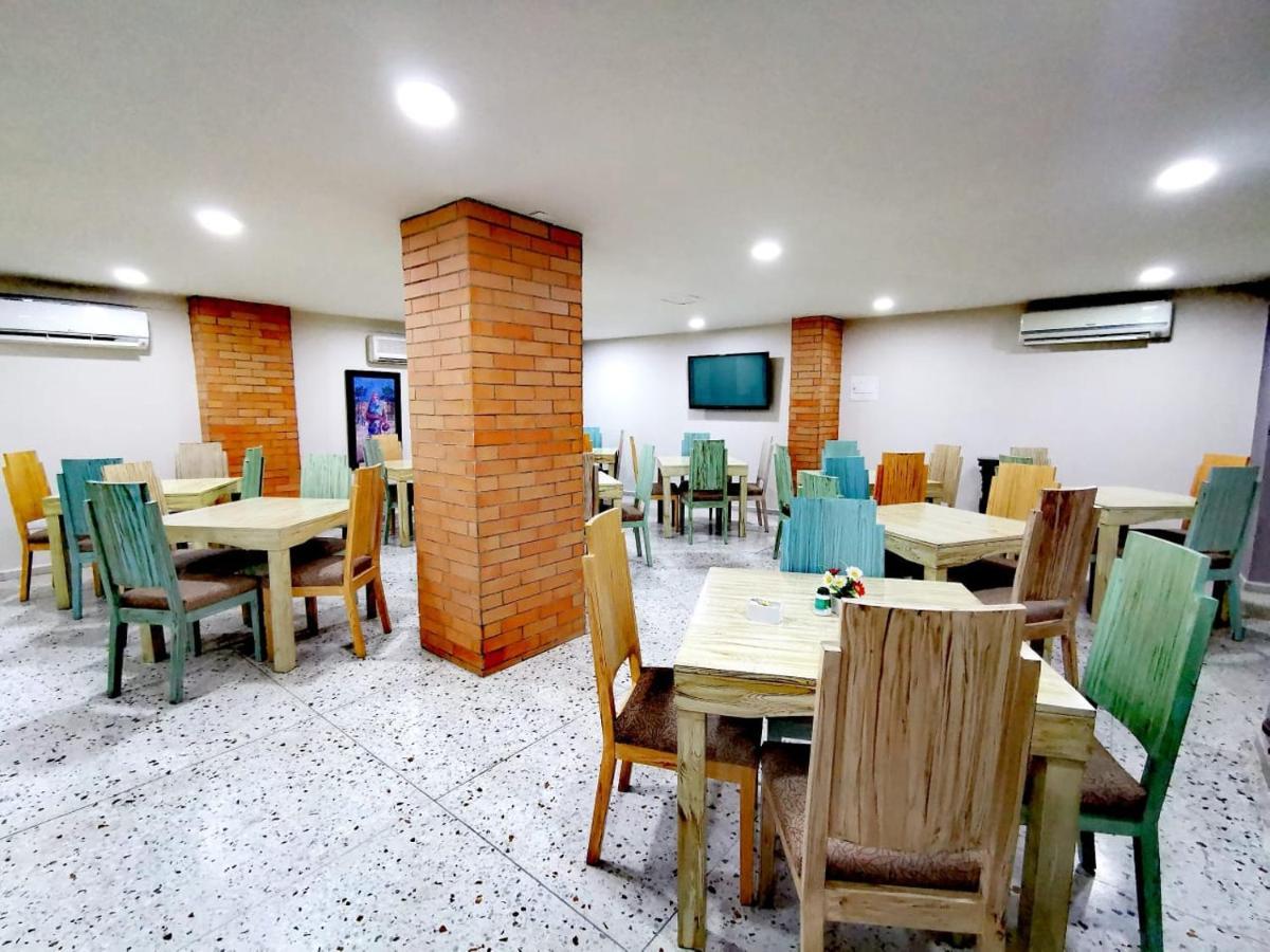 Hotel Torre Del Prado Barranquilla  Buitenkant foto